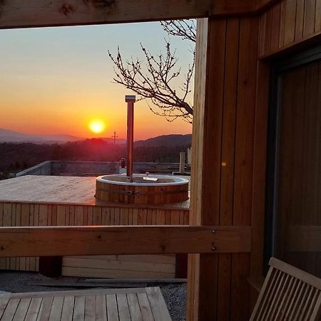 Panorama Glamping Vipavska Dolina Dobravlje Exterior foto