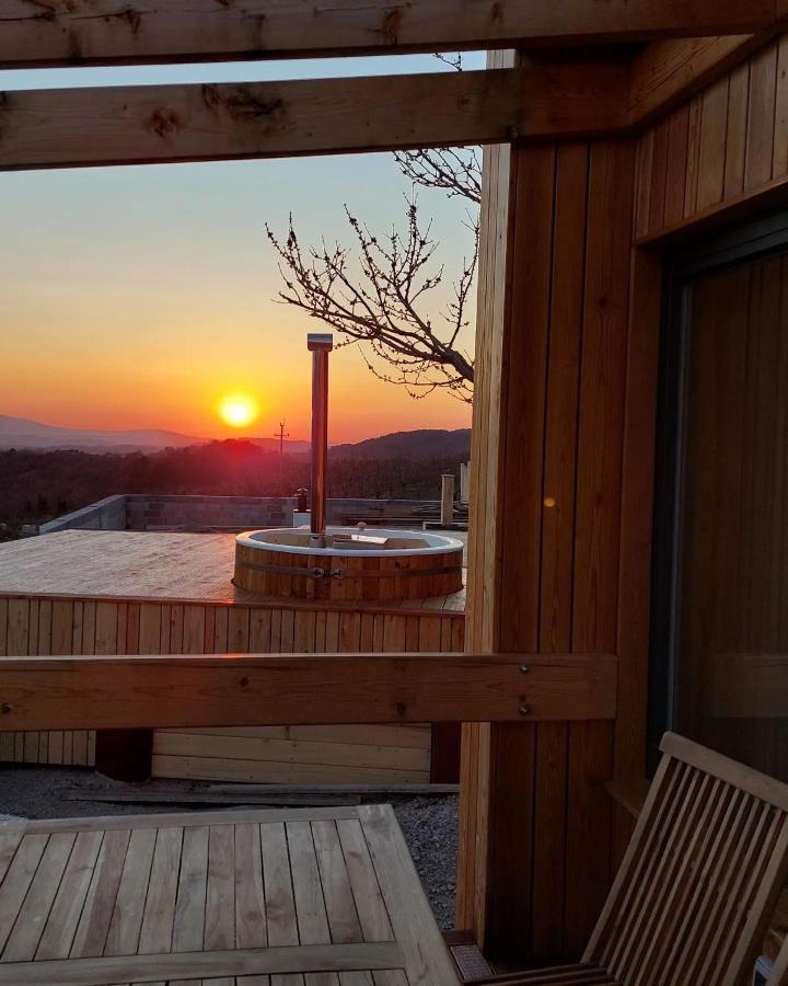 Panorama Glamping Vipavska Dolina Dobravlje Exterior foto