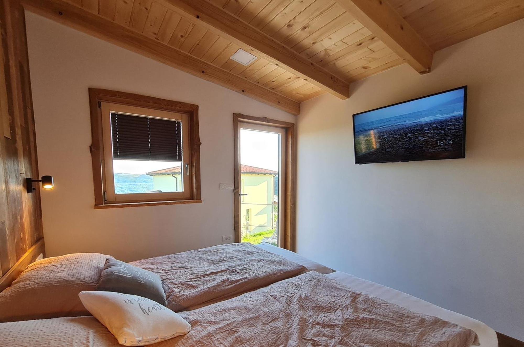 Panorama Glamping Vipavska Dolina Dobravlje Exterior foto
